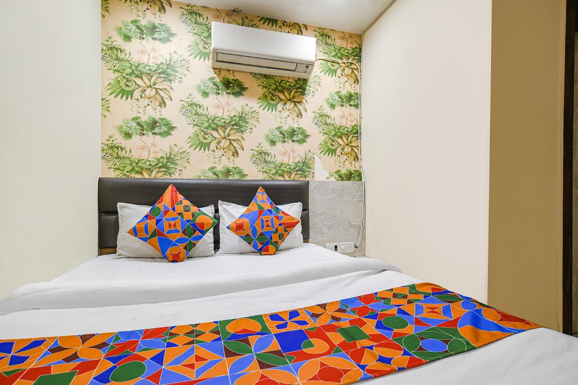 Fabhotel Shivam Palace- Near Mahakal Mandir Ujjain Εξωτερικό φωτογραφία